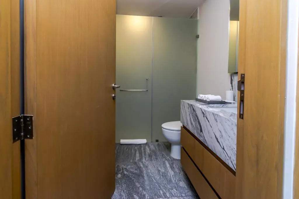 Apartment Luxury 3 Bedroom Condo Rooftop Pool, Near The Beach Cancun